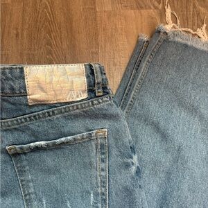 Zara ripped mom jeans